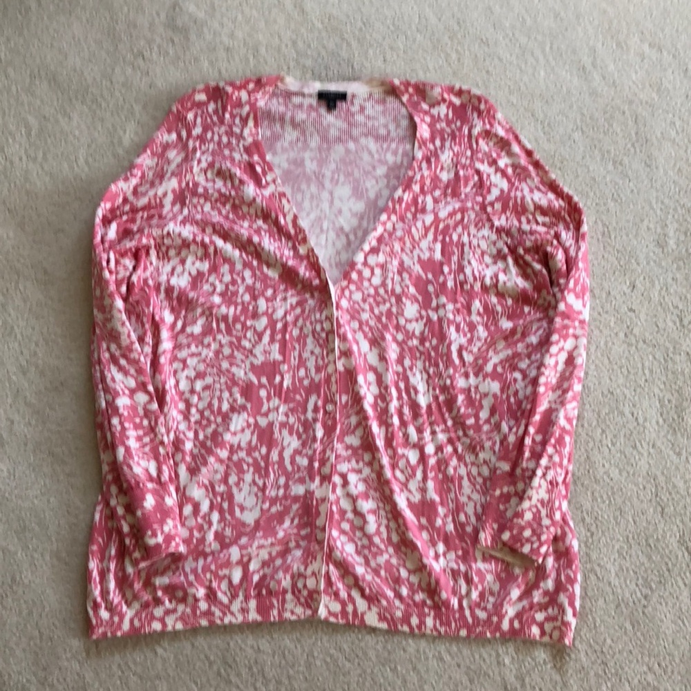 Cardigan sweater